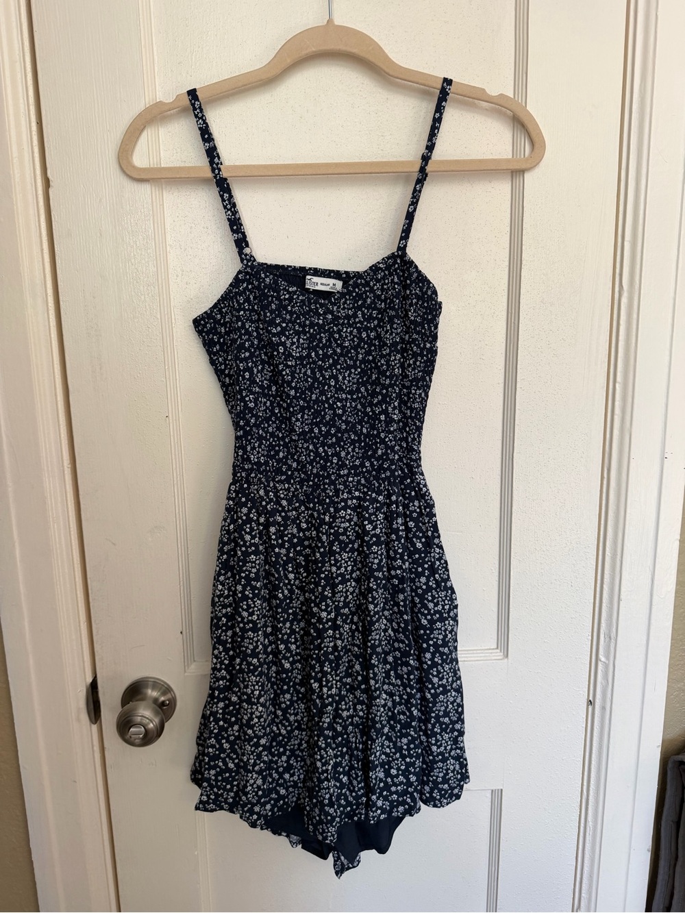 Hollister Navy Blue Mini Dress with White Floral Print. Size M Regular. NWOT
